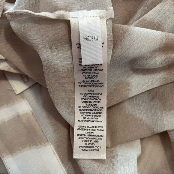 CHICO’S TUNIC AND CAMI SET - Picture 13 of 15